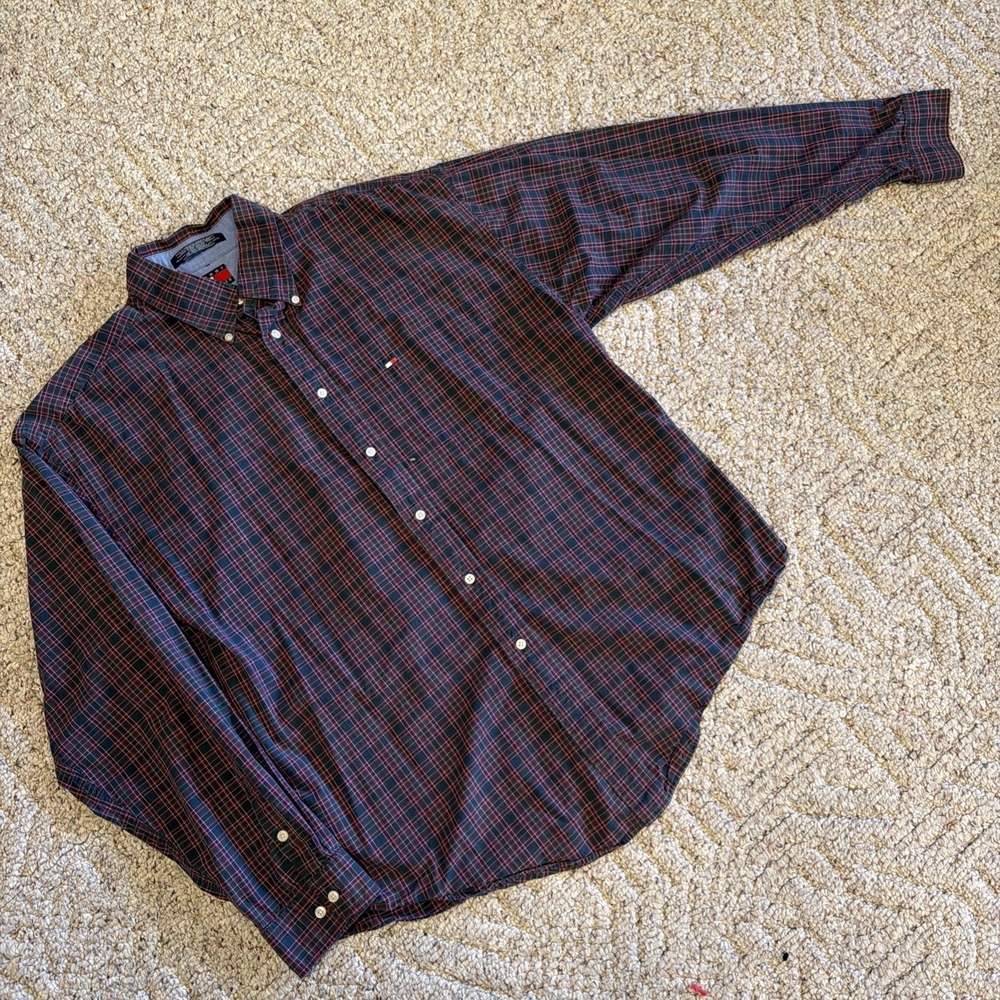 Tommy Hilfiger Vintage Men's Multi Color Plaid Button Down Size XL